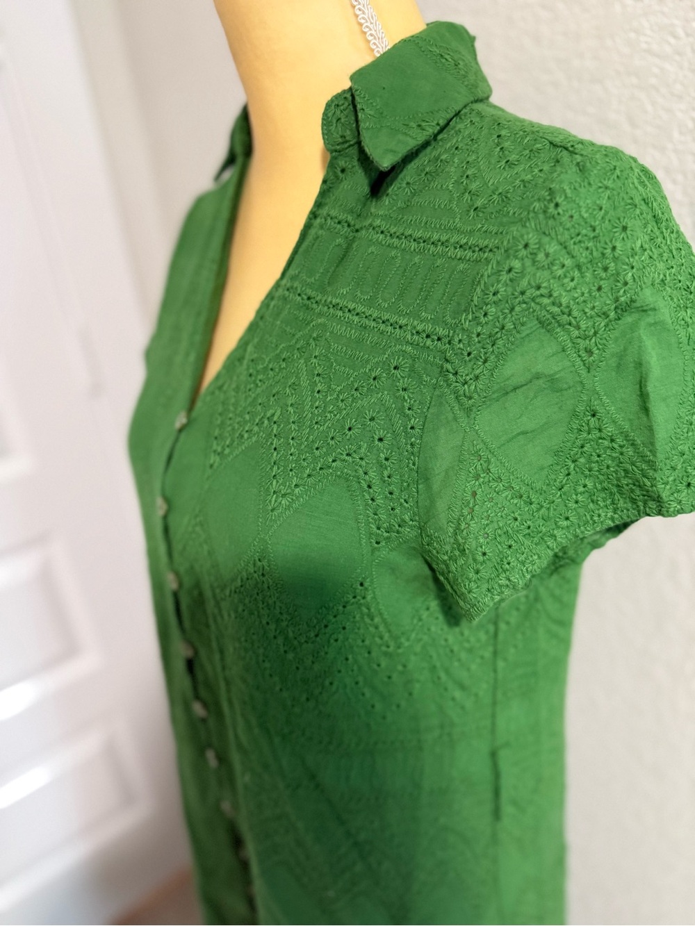 Chicwish Emerald Eyelet Belted Midi Dress - Picture 7 of 11